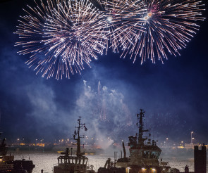 Hamburger Hafen Feuerwerk 