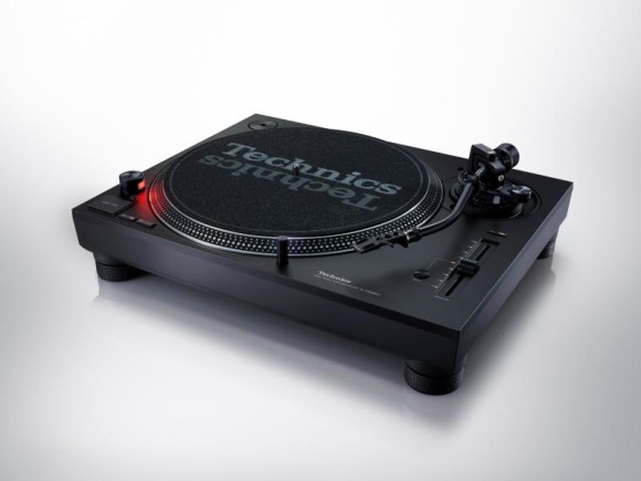 Neue Version von Plattenspieler Technics SL-1200 