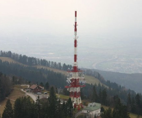 Der Sendestart am Pfänder war erst ab März 2020 geplant, die ORS konnte jedoch kurzfristig einen gebrauchten Sender beschaffen. Somit startet das österreichische DAB+ Multiplex auch in Südwestdeutschland am 28. Mai 2019.