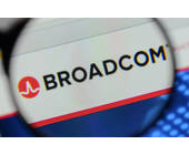 Broadcom-Logo unter Lupe