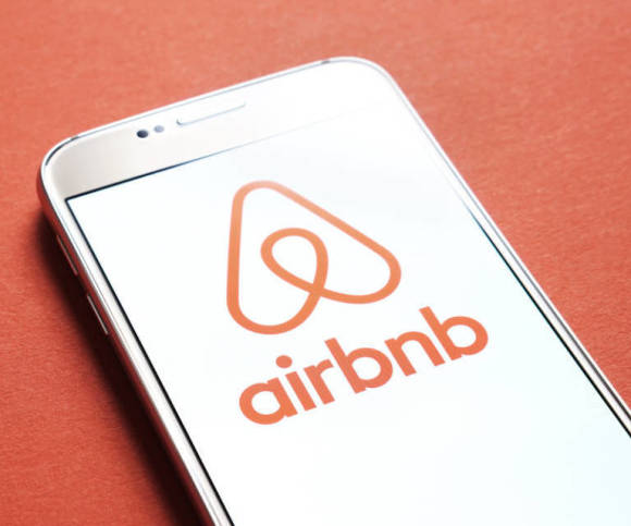Airbnb auf dem Smartphone 
