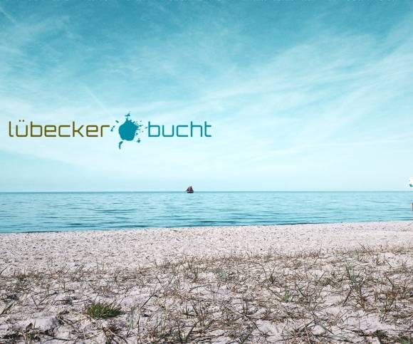 Luebecker Bucht mit Blick aufs Meer 