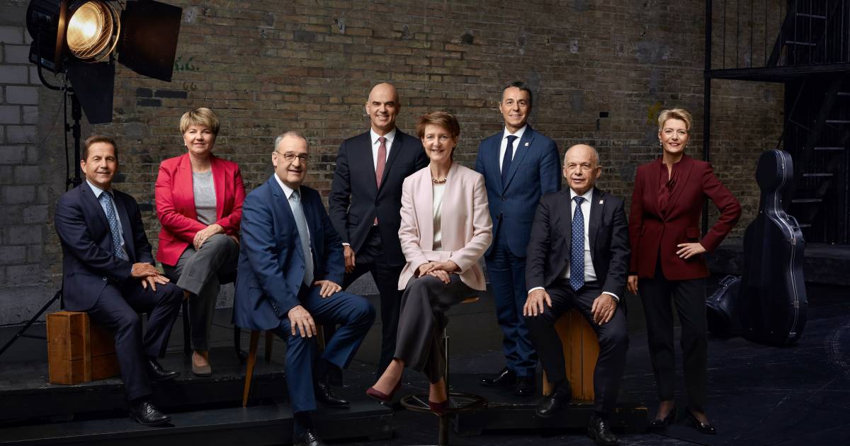 Bundesratsfoto 2020 zeigt Bundesrat als Ensemble - onlinepc.ch