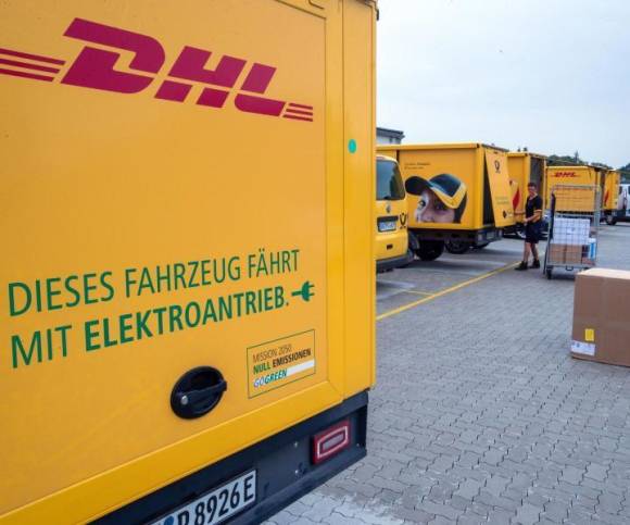 DHL 