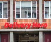 Logo von Delivery Hero an einer Hauswand
