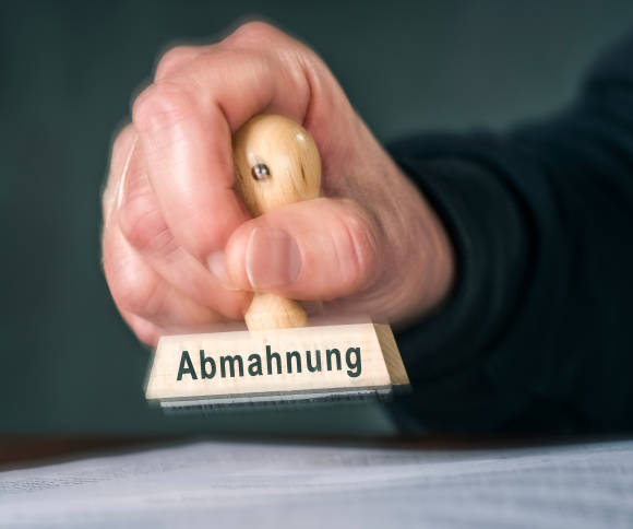 Abmahnung Selbstständige Anwalt Recht Gesetz  