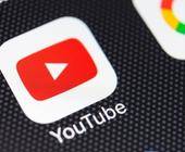 YouTube App Symbol auf Smartphone