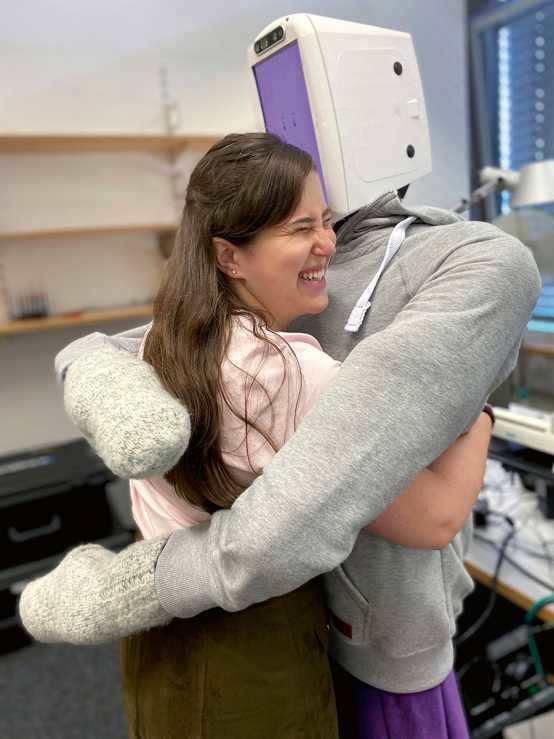 Alexis Block mit «Huggiebot»