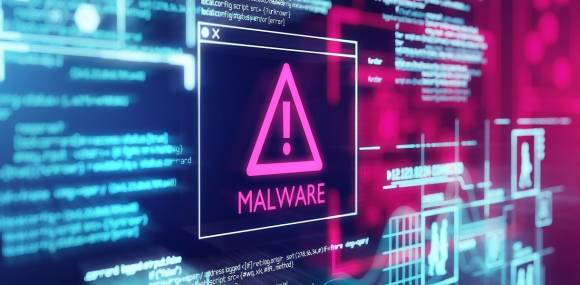 Computerbildschirm mit Programmcode-Warnung vor einem erkannten Malware-Skript 