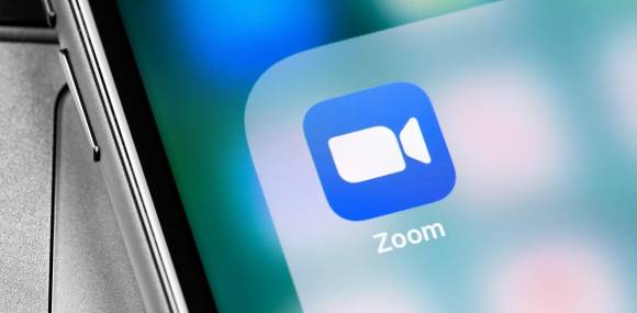 Zoom App auf Smartphone 