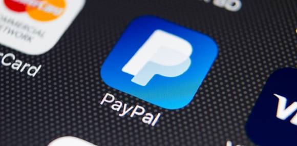 PayPal App auf Smartphone 