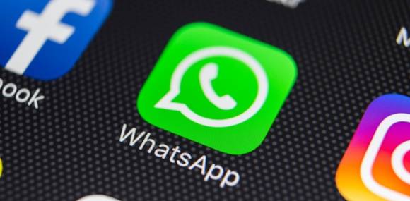 WhatsApp App auf Smartphone 
