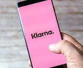 Klarna App auf Smartphone