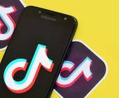 TikTok Logo auf Smartphone