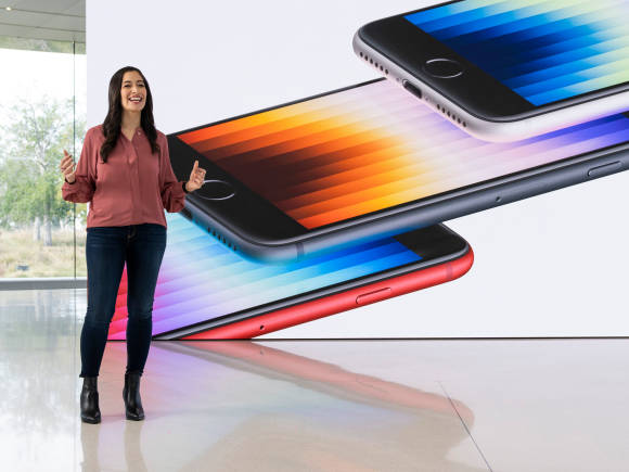 Francesca Sweet, Product Line Manager für das iPhone, präsentierte das neuste iPhone SE 
