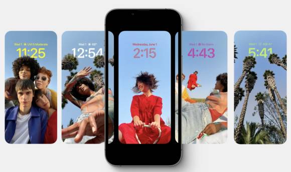 Der Sperrbildschirm steht ganz im Zeichen der Individualisierung Das Foto zeigt mehrere iPhone nebeneinander, deren Sperrbildschirm unterschiedlich angepasst ist