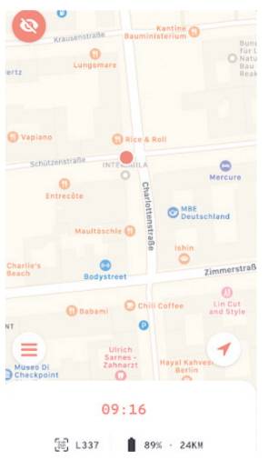 Eine Scooter-App zeigt auf einer Karte den Standort des nächsten Fahrzeugs