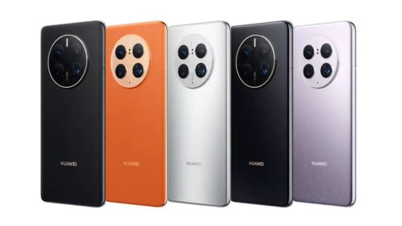 Fünf Geräte der Huawei-Mate-50-Reihe in Schwarz, Orange, Silber, Blasslila 