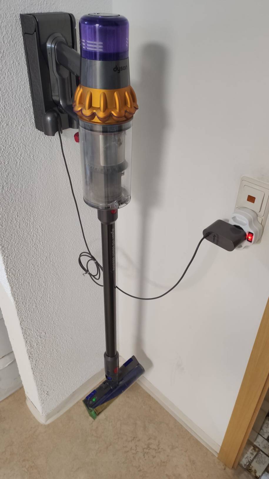 Trockensauger Dyson V15 Detect Absolute im Online PCTest onlinepc.ch