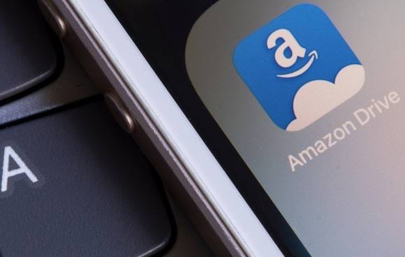 Die Verknüpfung zur Amazon Drive App auf einem Smartphone 