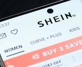 Shein-App auf Smartphone