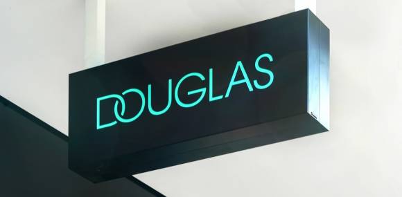 Douglas Logo 