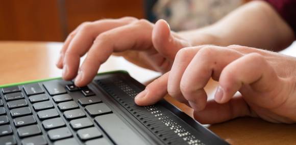 Tastatur für blinde Menschen 