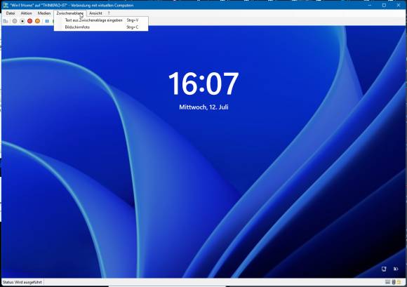Eine gestartete Windows-VM, oben das geöffnete Menü Zwischenablage