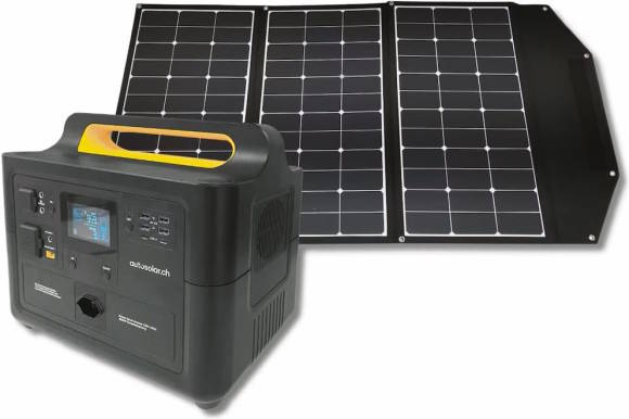 Eine Autosolar Powerstation mit Solarpanels