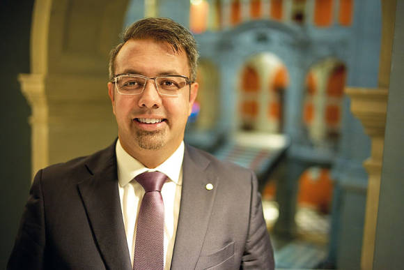 Nachfolger der bisherigen SCSD-Präsidentin Doris Fiala wird EVP-Nationalrat Dr. h. c. Nik Gugger.
