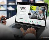 Sneakerfans finden die Schuhmaschine Sneaker Squad jetzt auch in einer deutschsprachigen Version.