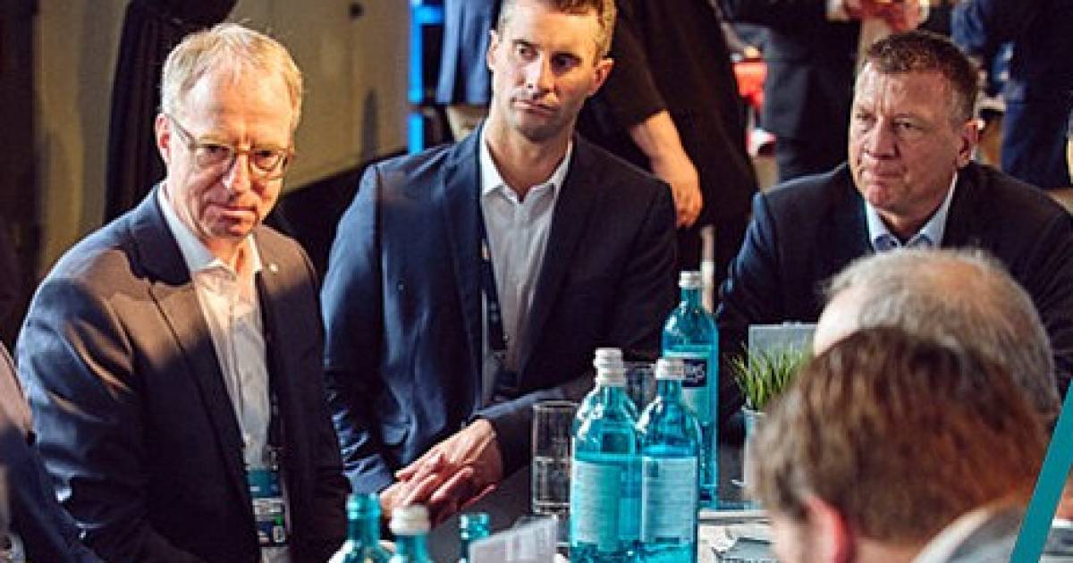 Komsa-l-dt-zum-B2B-Gipfeltreffen-2026