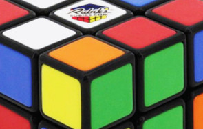 Der Zauberwürfel war in den achtziger Jahren das Lieblingsspielzeug Nummer 1. Inzwischen hat der Rubiks Cube, der heute seinen 40. Geburtstag feiert, längst auch das Smartphone erobert. 