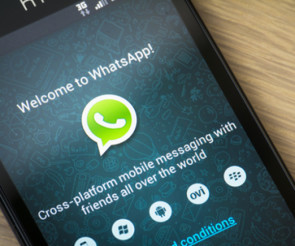 Gerichts-Schlappe für WhatsApp: Der Kurznachrichtendienst darf nicht mehr englischsprachige Geschäftsbedingungen verwenden und muss beim Impressum nachbessern. 