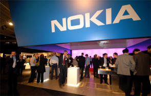 Der Handyhersteller Nokia hat Ende 2007 mehrere Millionen Euro Lösegeld bezahlt. Die Erpresser hatten damit gedroht, Verschlüsselungsfunktionen des Betriebssystems Symbian zu veröffentlichen. 