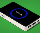 PCs für die Hosentasche - Zotac macht es möglich. Im Inneren des neuen ZBOX PI320 Pico arbeitet ein Intel Atom Quad-Core-Prozessor mit 1,33 GHz im Verbund mit Windows 8.1.