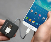 Manchmal müsste der Smartphone-Akku nur 2 Stunden länger durchhalten. Der kleine, externe Akku von Native Union macht es möglich. Außerdem vergisst man nie, ihn wieder aufzuladen.