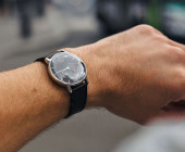 Die analoge Smartwatch Withings Activité ist schon nach einer Woche vergriffen. Der Hersteller Withings will nun informieren, sobald die Uhr wieder verfügbar ist.