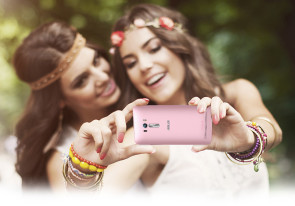 Das Asus ZenFone Selfie 