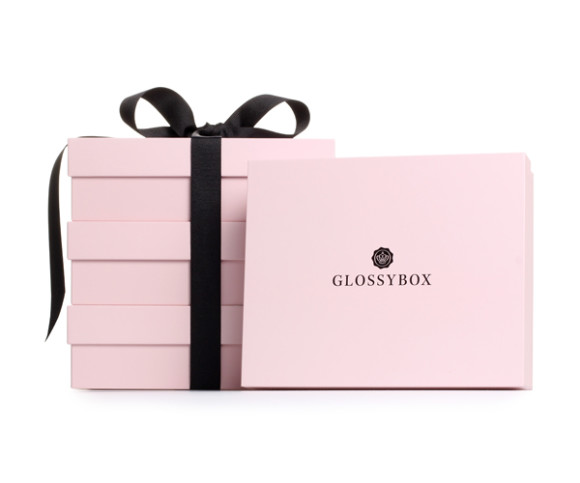 Rosa Verpackung von Glossybox 
