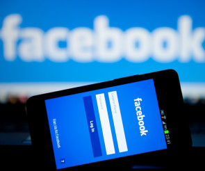 Facebook App auf dem Smartphone 