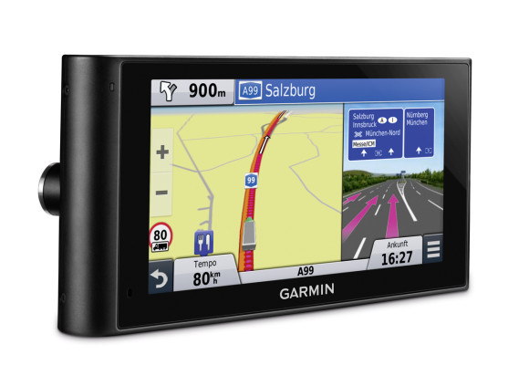 Garmin dezlCam 