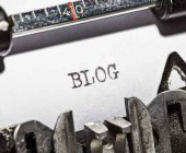Das Wort Blog auf einer Schreibmaschine geschrieben