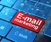 E-Mail-Marketing-Taste auf einer Tastatur