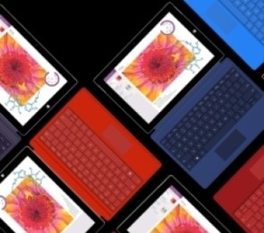 Mehrere verschiedenfarbige Surface 3 liegen nebeneinander