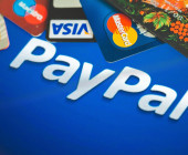 paypal auf Desktop-pc und Smartphone