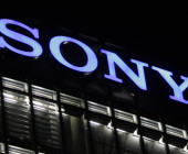 Sony-Logo auf Gebäude