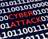 Cyber Attack Schrift mit Einsen und Nullen