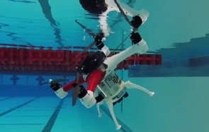 Looncopter fliegt, schwimmt und taucht 