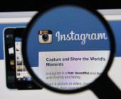Instagram Webseite mit Lupe